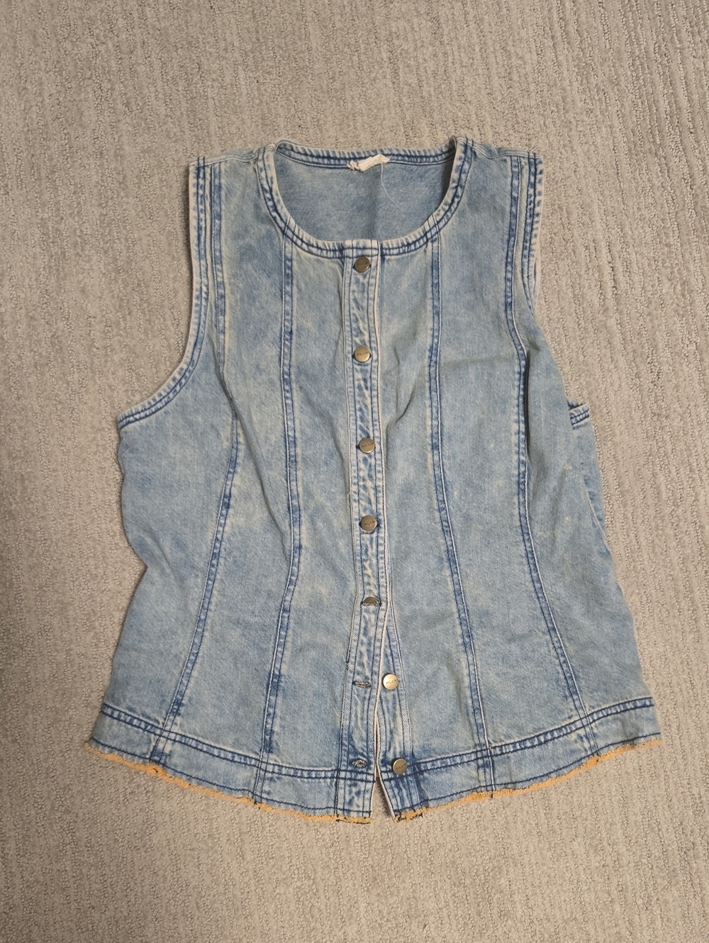 Pilcro by Anthropologie Sleeveless Washed Denim Vest-Denim Light - Picture 5 of 9